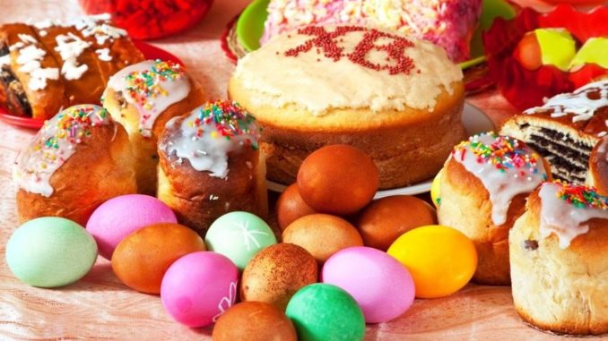 Кулич с изюмом Кулич с изюмом