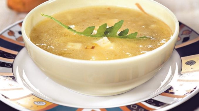 Луковый суп с картофелем и рисом Луковый суп с картофелем и рисом
