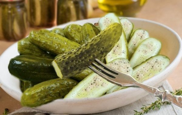 Маринованные острые огурцы Маринованные острые огурцы