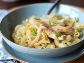 Паста с фенхелем и курицей