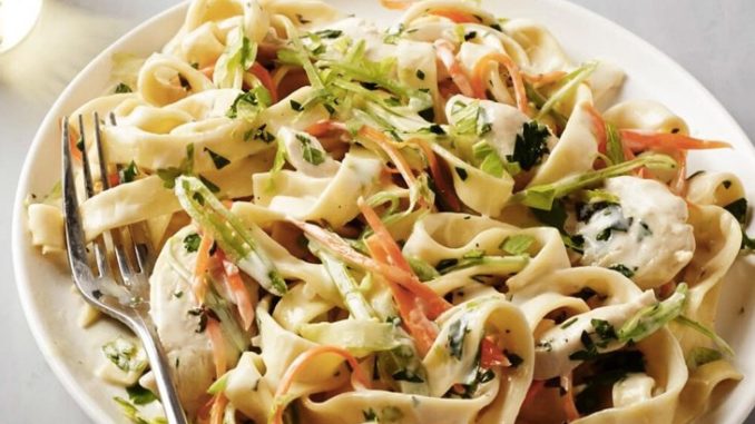 Паста с цукини, горошком и мятой Паста с цукини, горошком и мятой