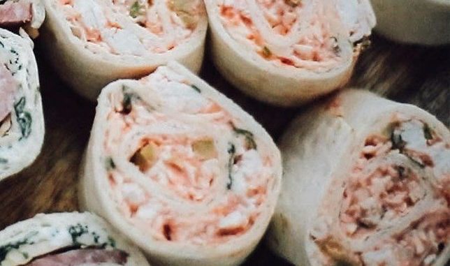 Роллы с курицей и томатами Роллы с курицей и томатами