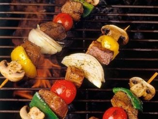 Шашлык из баранины с грибами