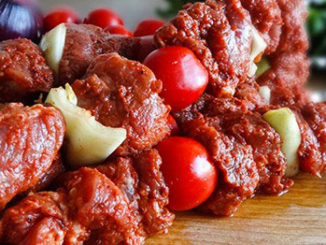 Шашлык в томатно-сметанном маринаде
