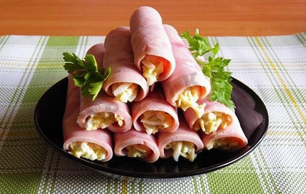 Ветчинные рулетики с сыром Ветчинные рулетики с сыром