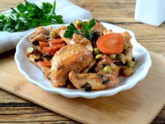Бефстроганов из куриной грудки