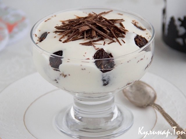 Десерт с черносливом и орехами