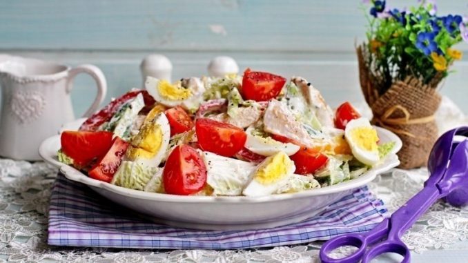 Диетический куриный салатик Диетический куриный салатик