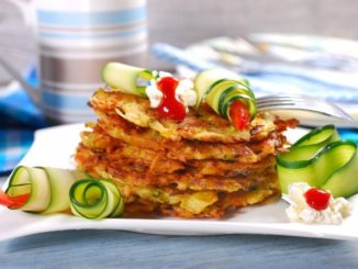 Драники из кабачка, яблока и картофеля