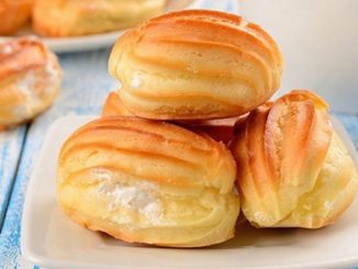 Эклеры с творожно-йогуртовой начинкой