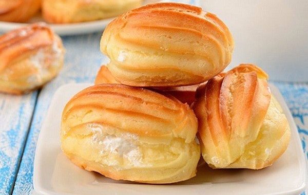 Эклеры с творожно-йогуртовой начинкой Эклеры с творожно-йогуртовой начинкой