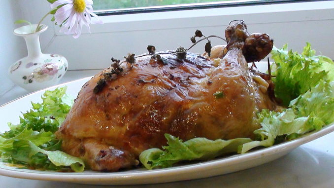 Фаршированная курица без костей Фаршированная курица без костей