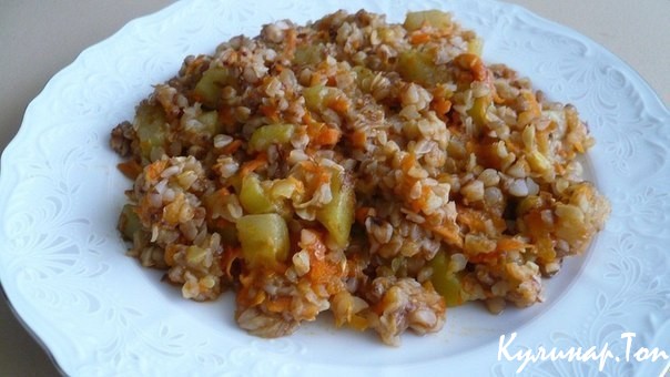 Гречка с кабачком, грибами и луком Гречка с кабачком, грибами и луком