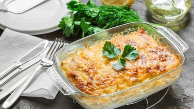 Картофельная запеканка с рыбой и сыром Картофельная запеканка с рыбой и сыром