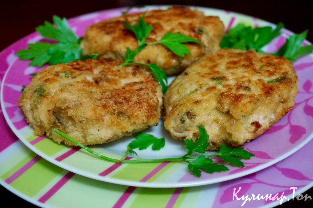 Котлеты из говядины с шампиньонами