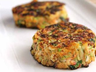 Крабовые котлетки с морковью и кабачками