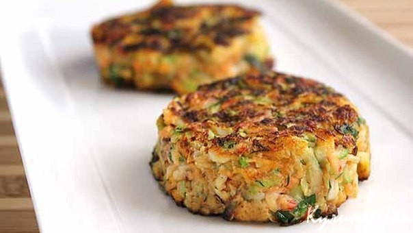 Крабовые котлетки с морковью и кабачками Крабовые котлетки с морковью и кабачками