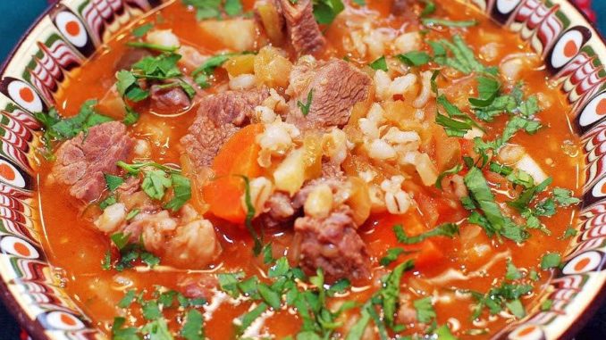 Кулеш из перловой крупы со свининой Кулеш из перловой крупы со свининой