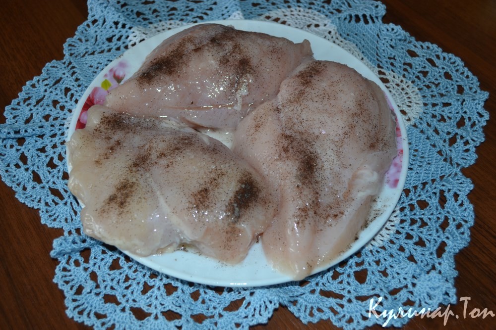 Куриная грудка в беконе
