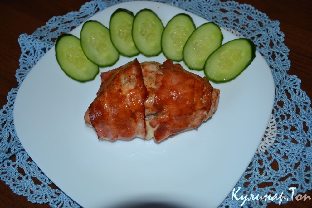 Куриная грудка в беконе