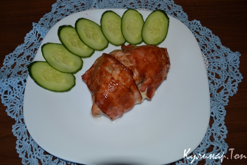 Куриная грудка в беконе