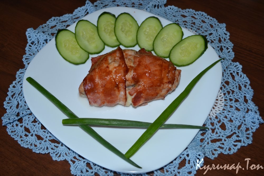 Куриная грудка в беконе