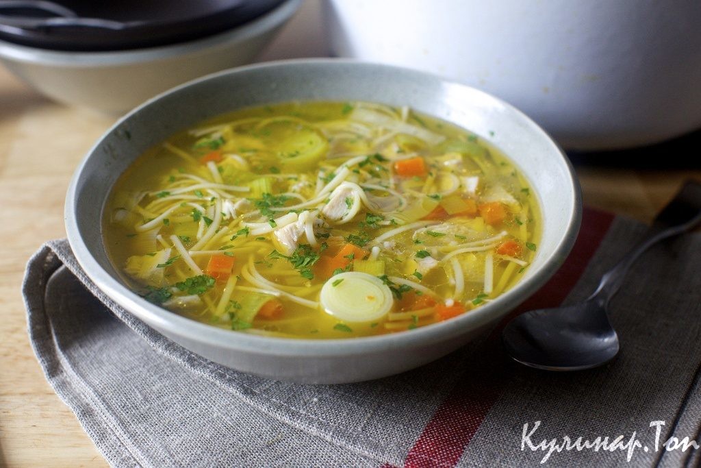 Куриный суп-лапша в мультиварке