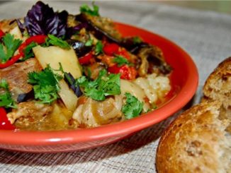 Мясное ассорти с баклажанами