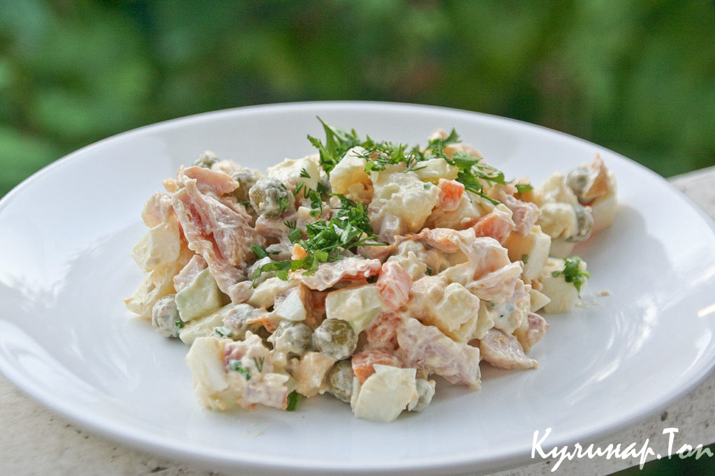 Оливье с куриным мясом