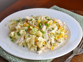 Салат с пекинской капустой и курицей