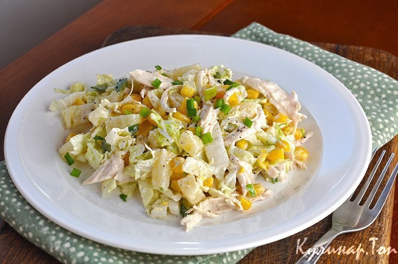 Салат с пекинской капустой и курицей