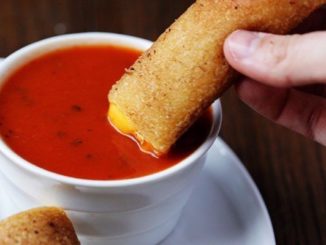 Жареные булочки с сыром