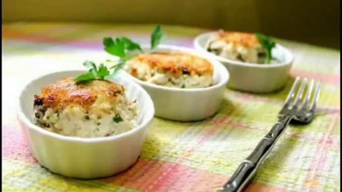 Жюльен из курицы с рыбой и креветками Жюльен из курицы с рыбой и креветками