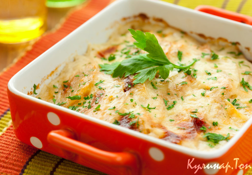 Запеканка из картофеля и цуккини под сливочным соусом