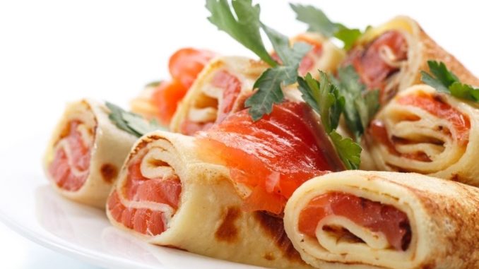 Блинчики с копченой рыбой Блинчики с копченой рыбой