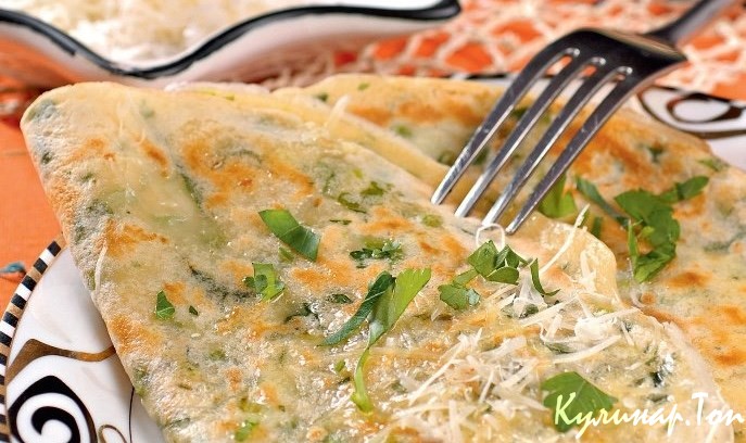 Блинчики с зеленым луком