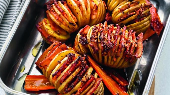 Картофель, запеченный с салом и морковью Картофель, запеченный с салом и морковью