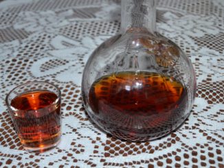 Настойка на черносливе