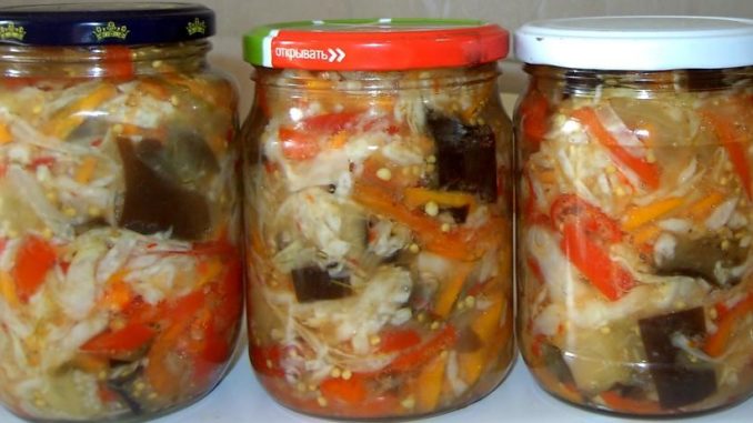 Салат с капустой и баклажанами Салат с капустой и баклажанами