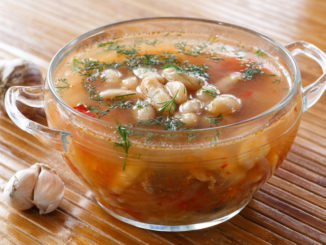 Суп фасолевый с мясом по-арабски
