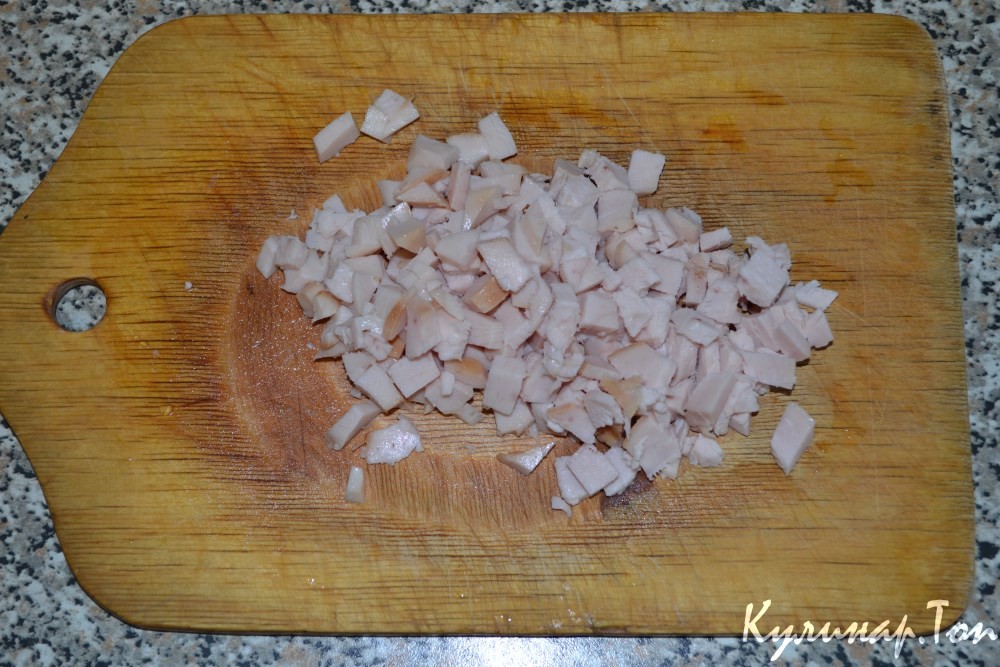 Сырные маффины с копченой курицей