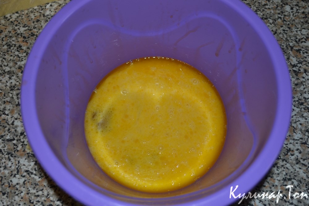 Сырные маффины с копченой курицей