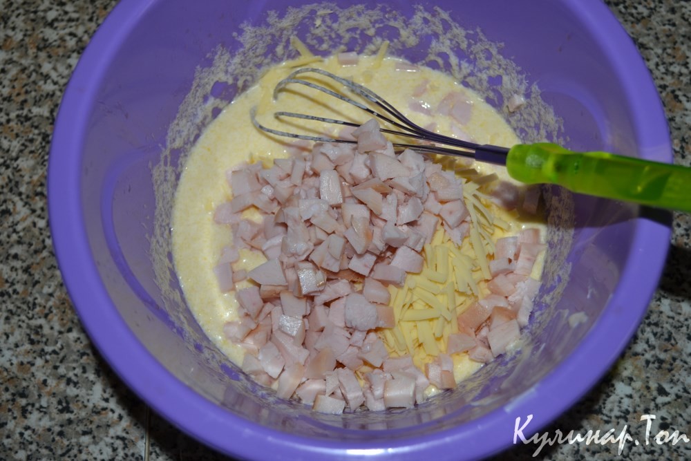 Сырные маффины с копченой курицей