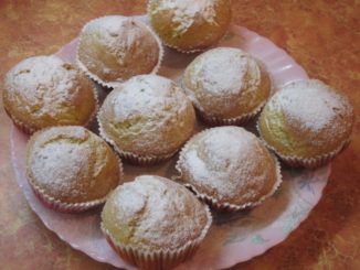 Апельсиновые маффины с черносливом