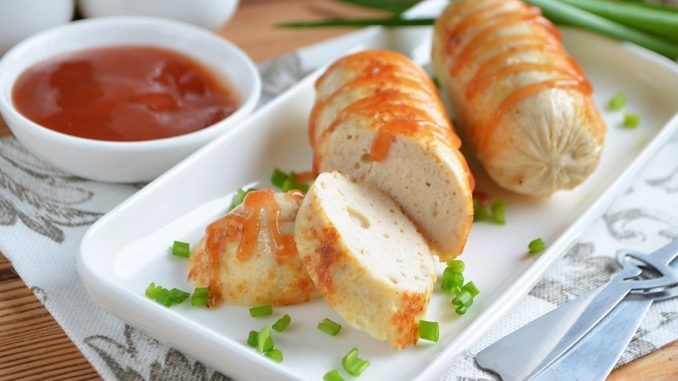 Домашние сосиски с курицей Домашние сосиски с курицей