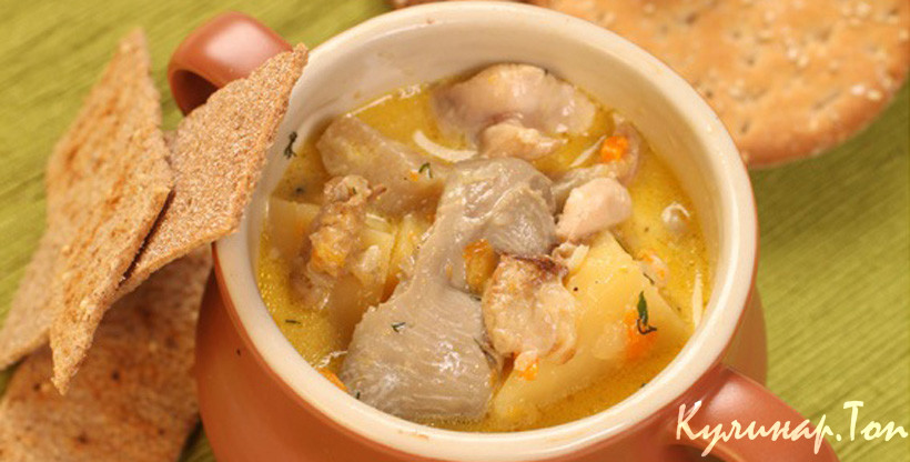 Курица, тушенная с молодым картофелем в горшочках