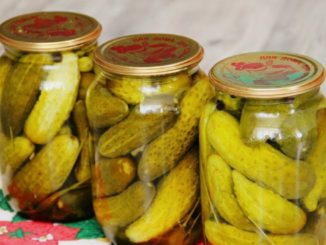 Огурцы, маринованные по-болгарски