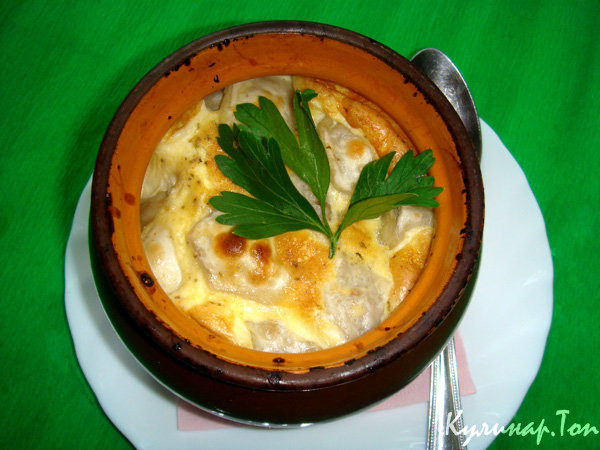 Пельмени, запеченные в сметане