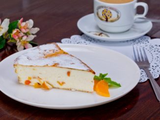 Пудинг из творога с курагой