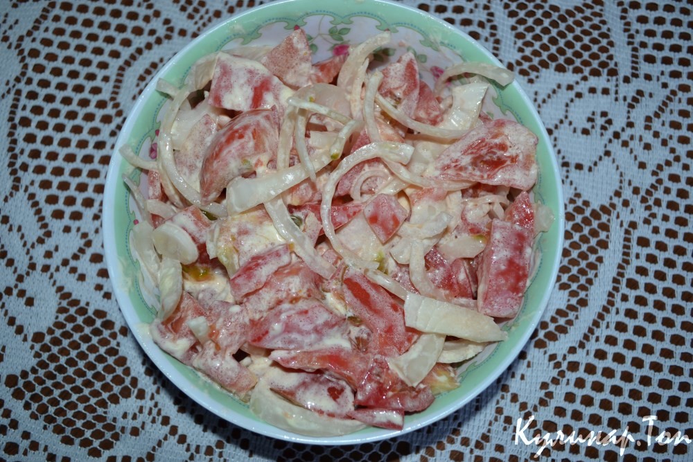 Салат из помидоров